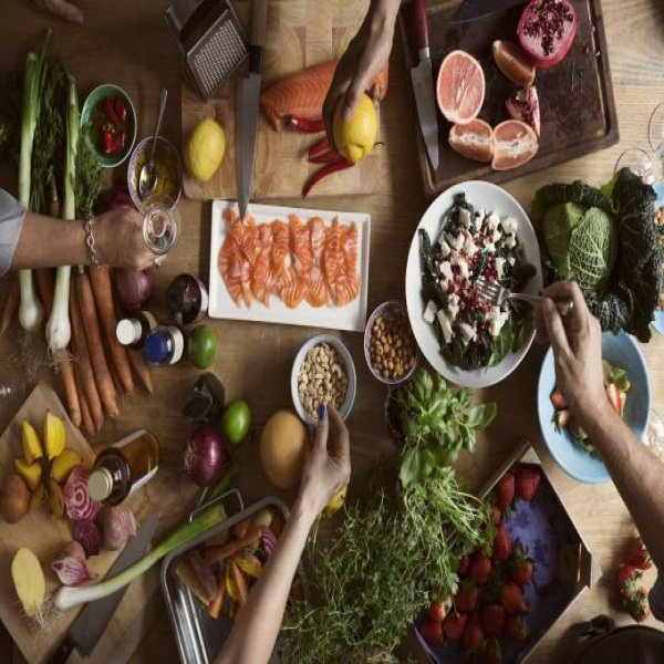 AlimentaÃ§Ã£o saudÃ¡vel previne a obesidade infantil e o cÃ¢ncer